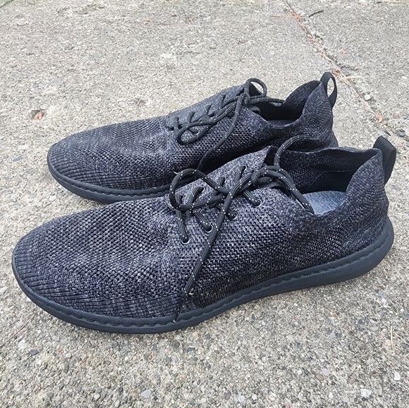 Clarks Gray Slip-On Shoes - Picture 1 of 7